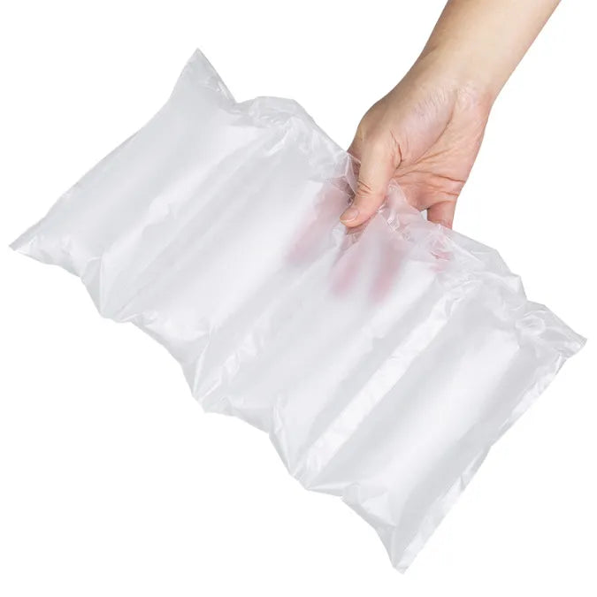 Надута повітряна подушка FILM PILLOW 16х6х3.5 см у руці